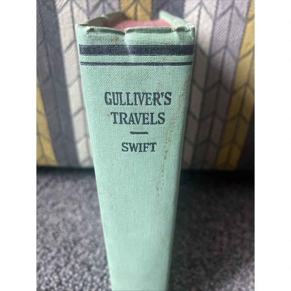 Vintage Pre-1944 Hardback Copy of Gulliver's Travels by Johnathan Swift Classic